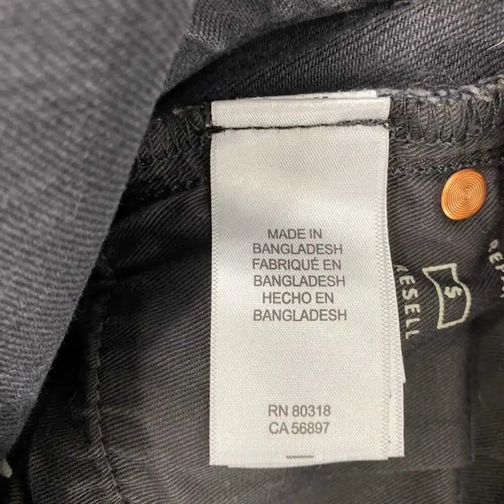 Banana Republic Black Athletic Taper Jeans | Size 29 Regular